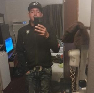 Meet your Posher, Omar